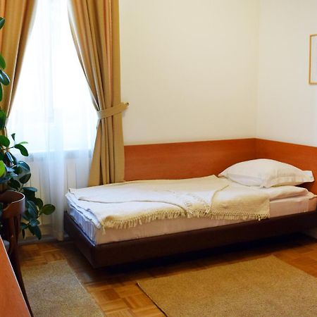 Hunting House Ξενοδοχείο Turija Εξωτερικό φωτογραφία