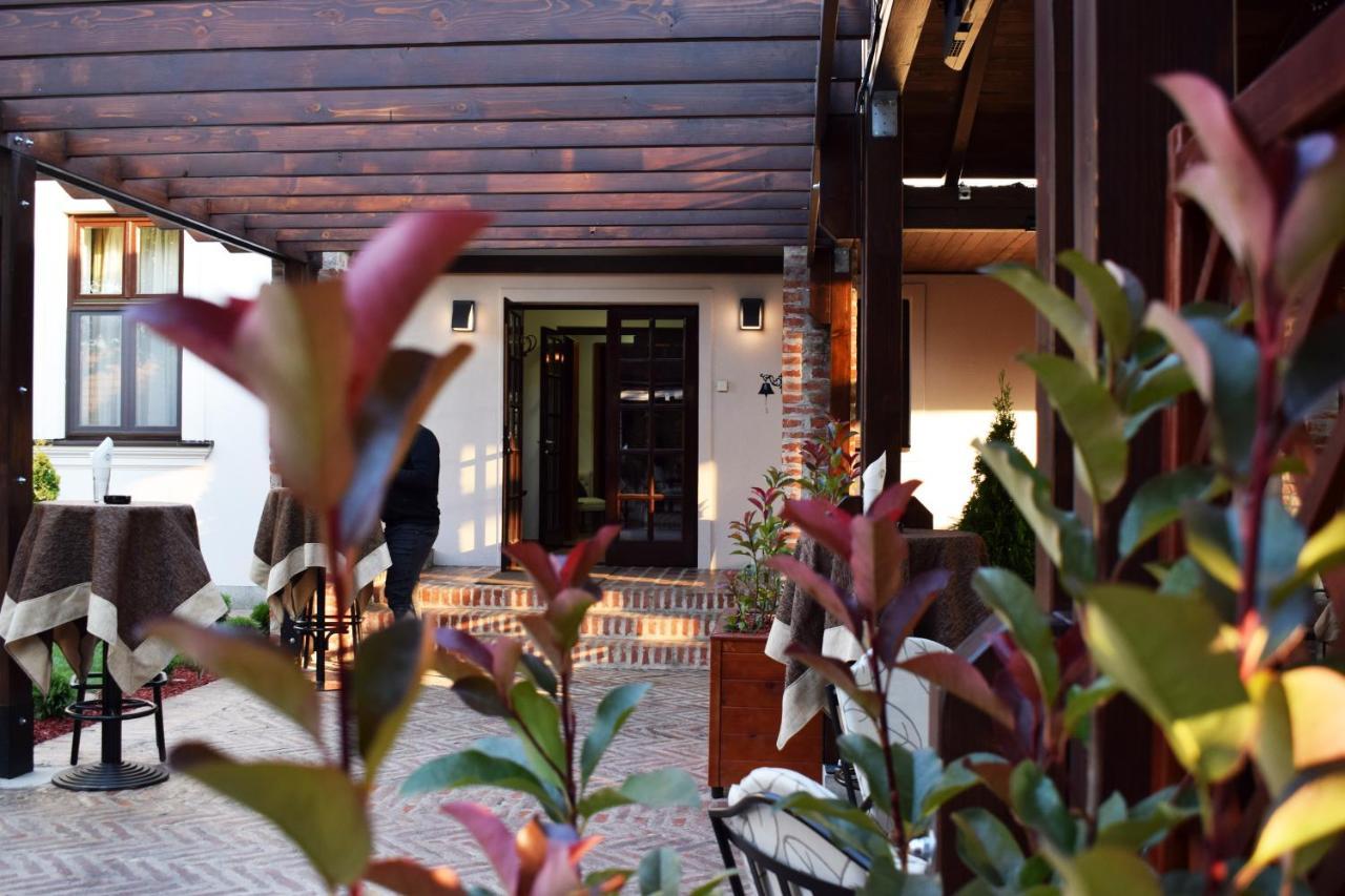 Hunting House Ξενοδοχείο Turija Εξωτερικό φωτογραφία