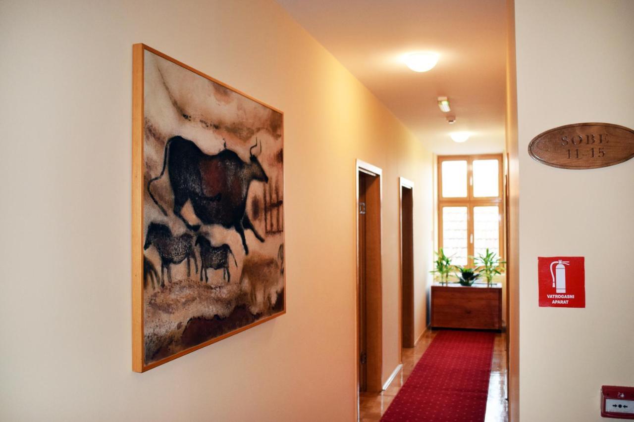 Hunting House Ξενοδοχείο Turija Εξωτερικό φωτογραφία